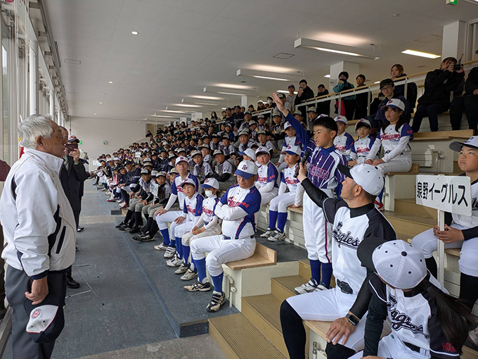 選手宣誓の佐藤竣紀君(沼ノ端スポーツ少年団)