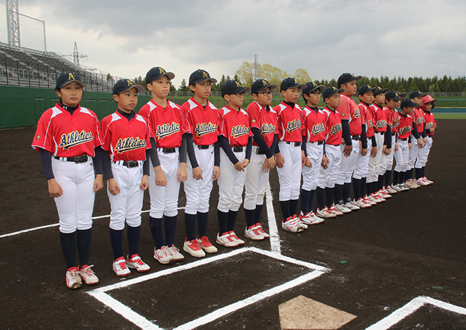 初戦に挑んだレッドアスレチックス