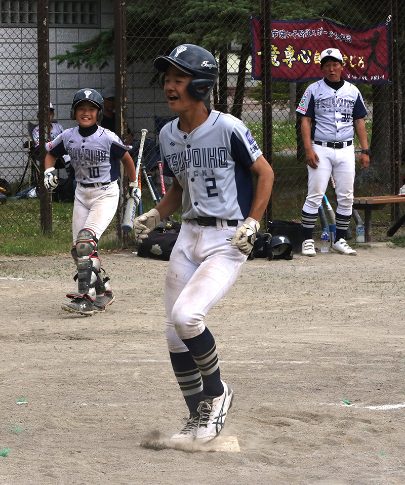 五回に2ラン本塁打を放った安崎（余市）