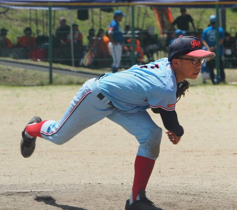最終回に救援を見せた西山投手（東16丁目）