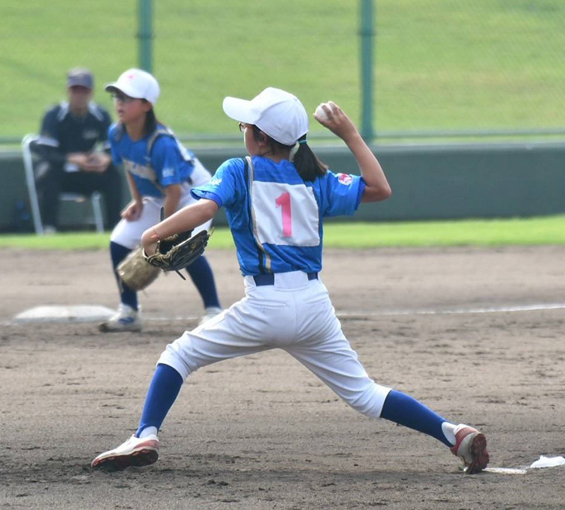 投のヒーロー3回からリリーフし3イニング無失点の猿子さん。