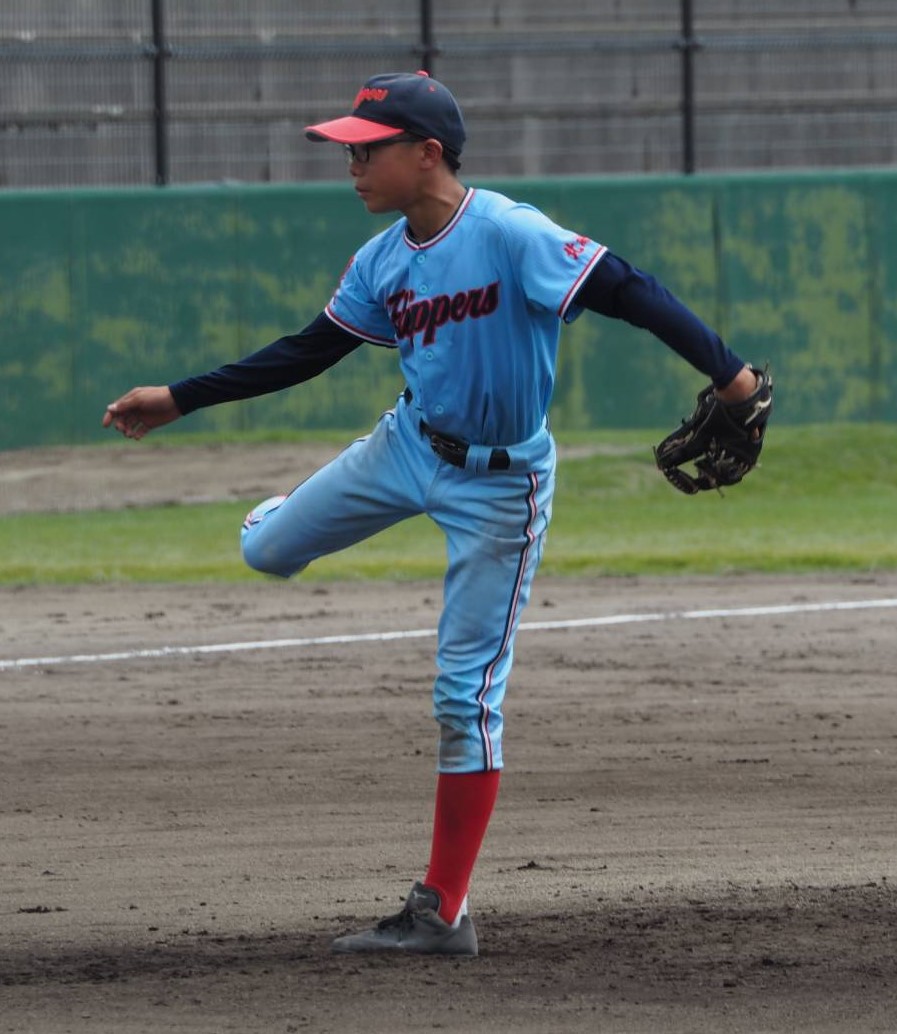 2番手でマウンドに上がった西山投手