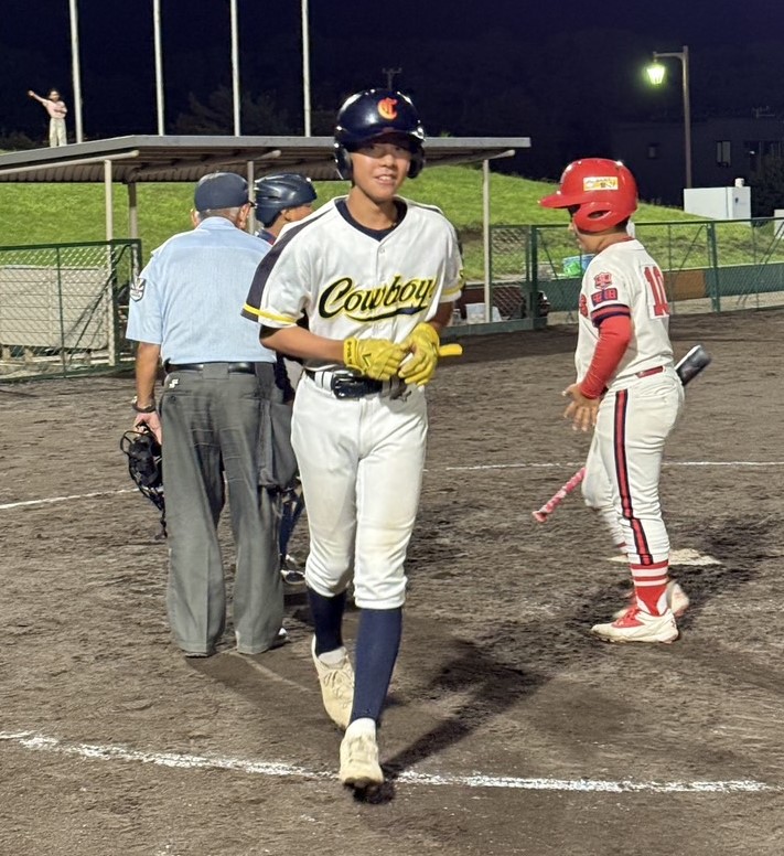 最終回に2ラン本塁打を放った大浦（平岡カウボーイズ）