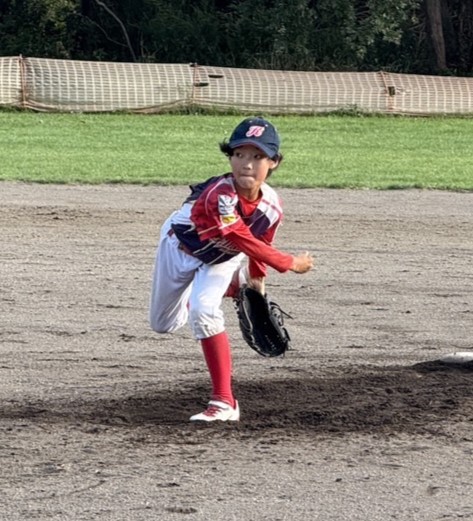 決勝で安定したピッチングを見せた瀬川投手（星置レッドソックス）