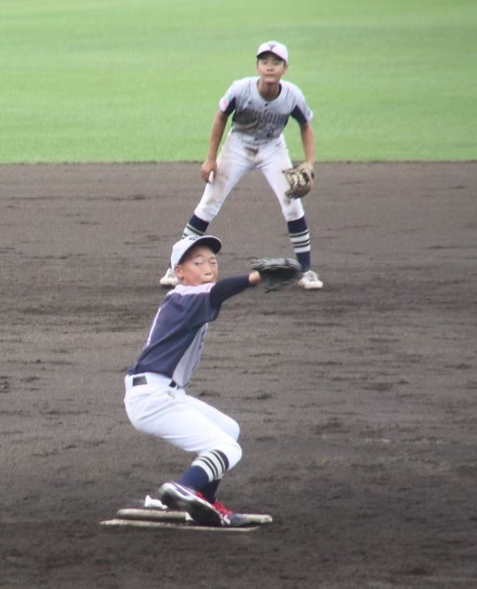 (写真・余市強い子野球スポーツ少年団提供)