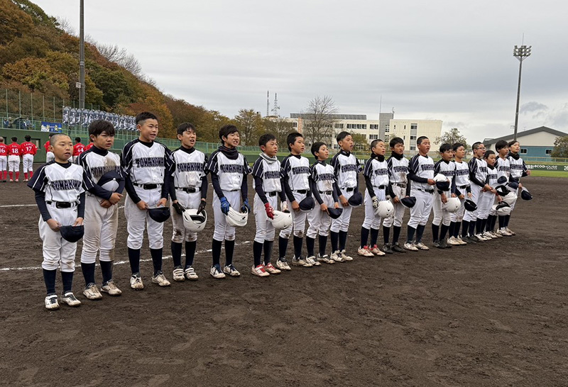堂々の準優勝を果たす苫小牧選抜
