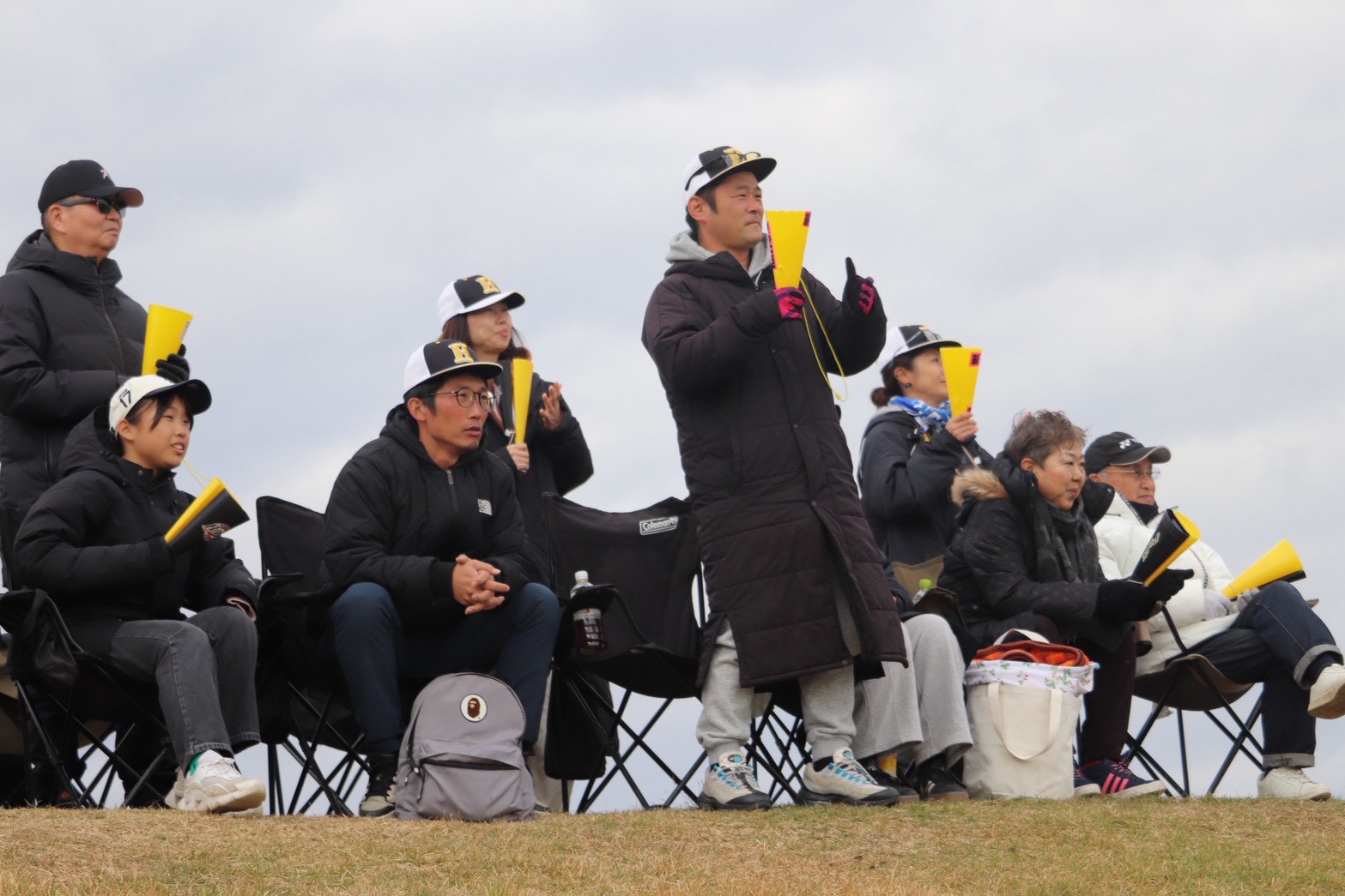 千歳戦での応援席＝（写真・チーム提供）