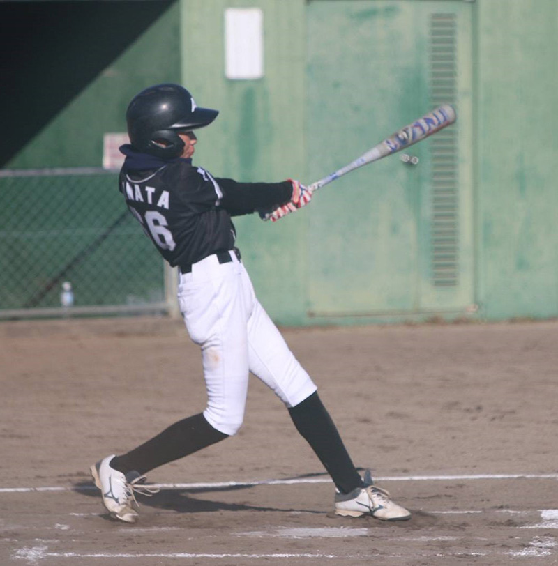 2安打の活躍を見せた鳴海選手