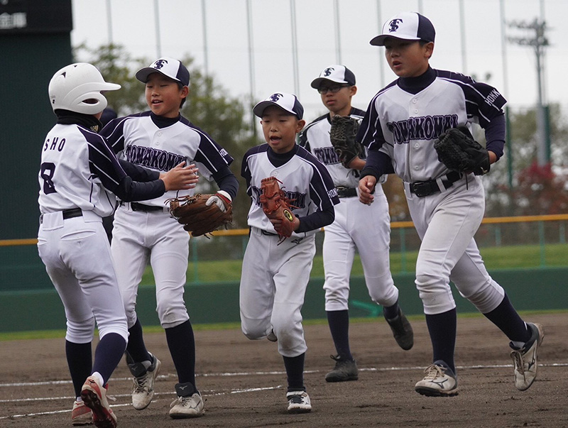 （写真・苫小牧選抜提供）
