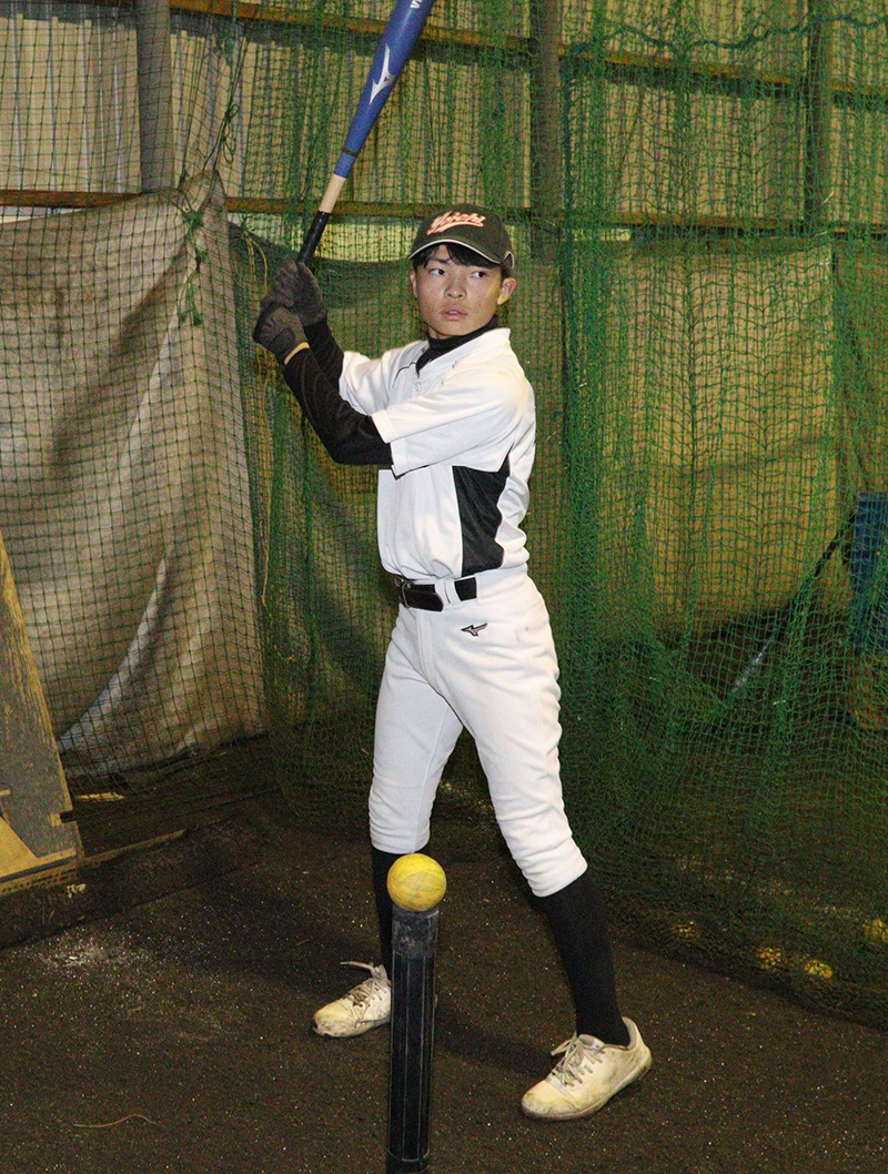 今秋は背番号1を背負った澤口投手（余市）