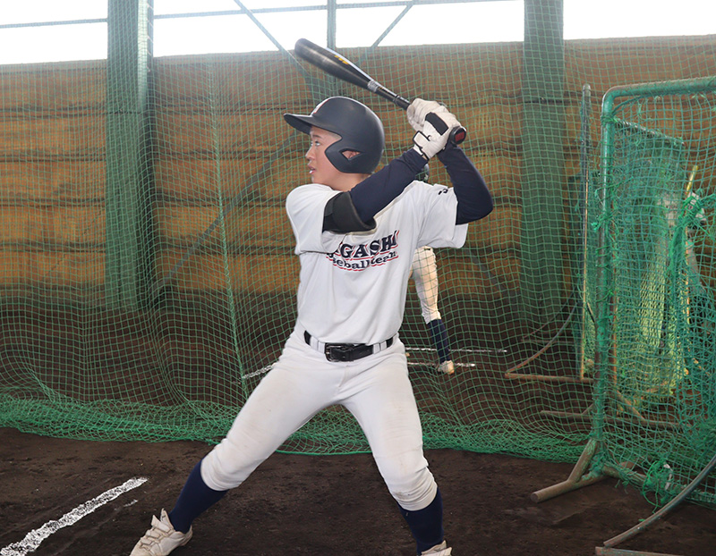 山なりのスローボール打ちを繰り返した札幌東ナイン