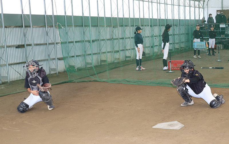 投手陣を支える捕手陣（JBC北海道）