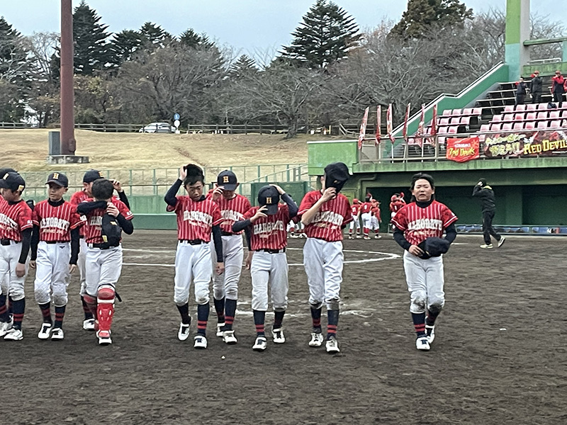 抽選で敗れ涙する函館本通JBCナイン