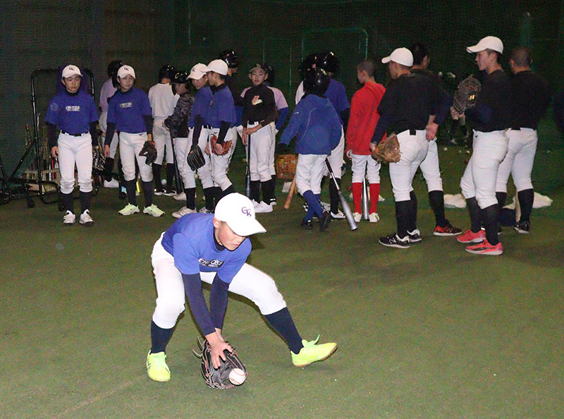 ゴロ捕球を繰り返した千歳リトルシニアナイン
