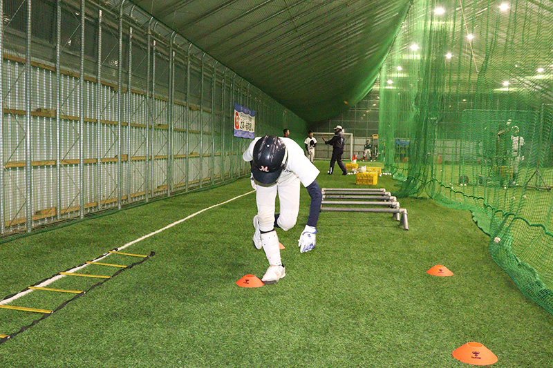 トレーニングに汗を流す札幌南ナイン