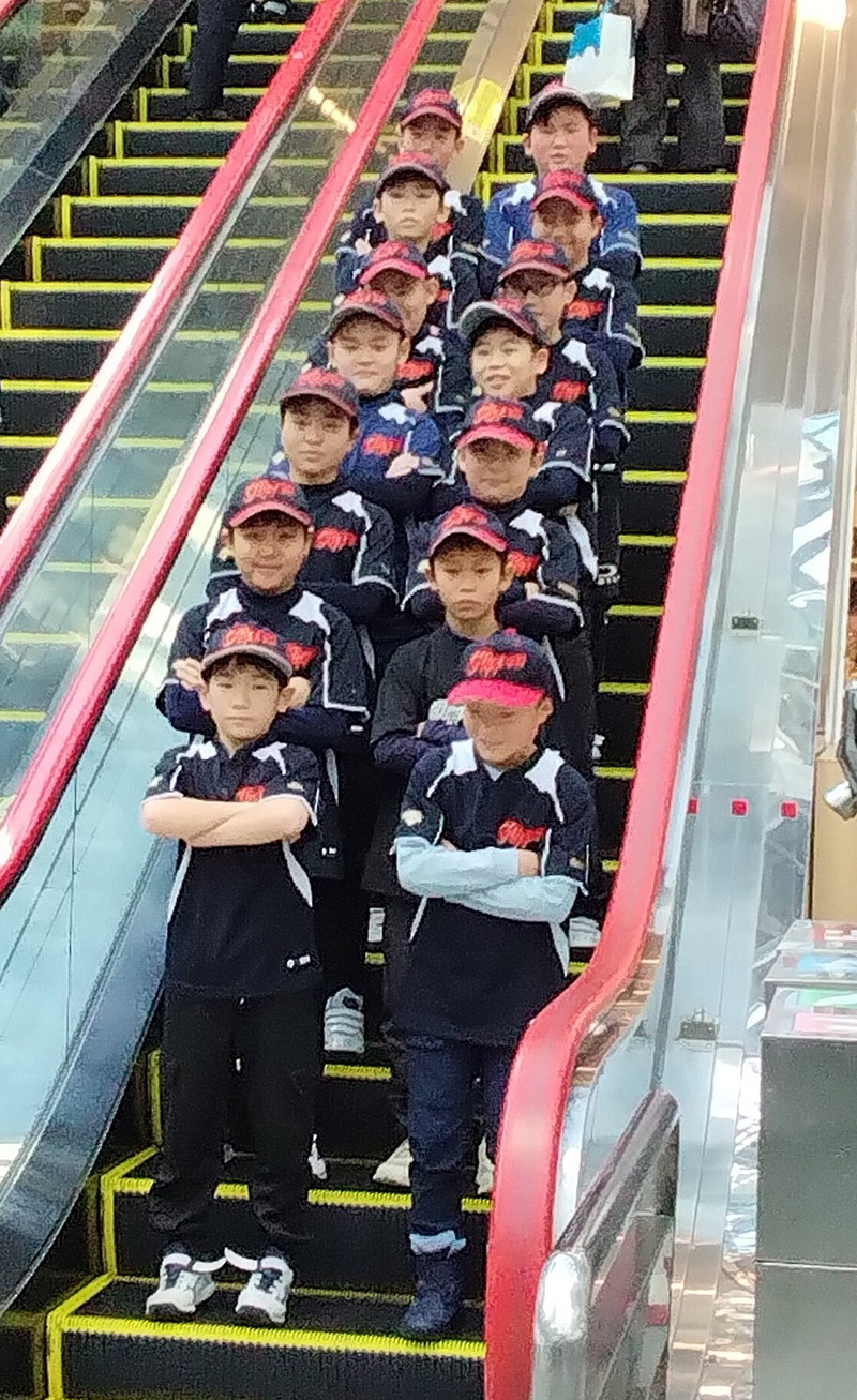 全国に向け北海道を発つ、東16丁目フリッパーズ