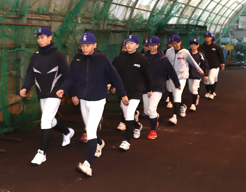 ウォーミングアップに入る旭川BBC