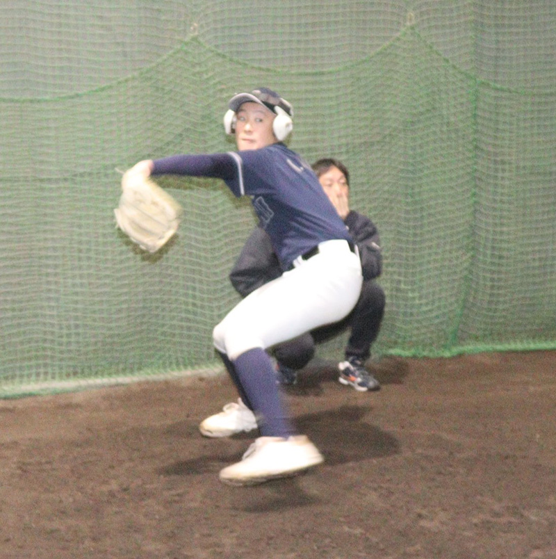 ピッチングする林主将（札幌大谷リトルシニア）