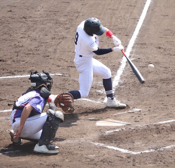 初回、チャンスメイクした部田選手(札幌北)