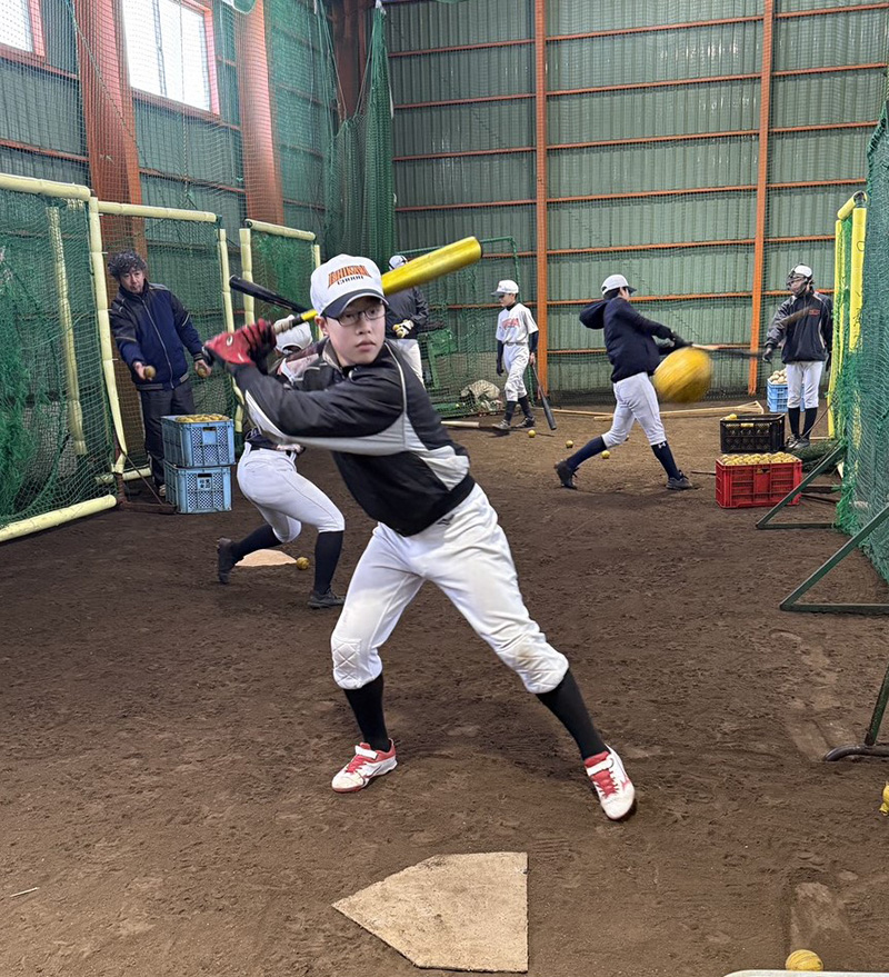 打撃練習にも力を入れる石狩中央ナイン