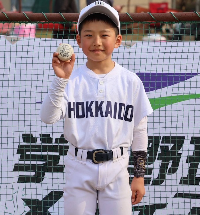 本塁打を放った白石選手