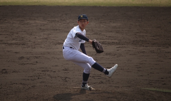 しっかりと試合を締めた荒岡投手(札幌北)