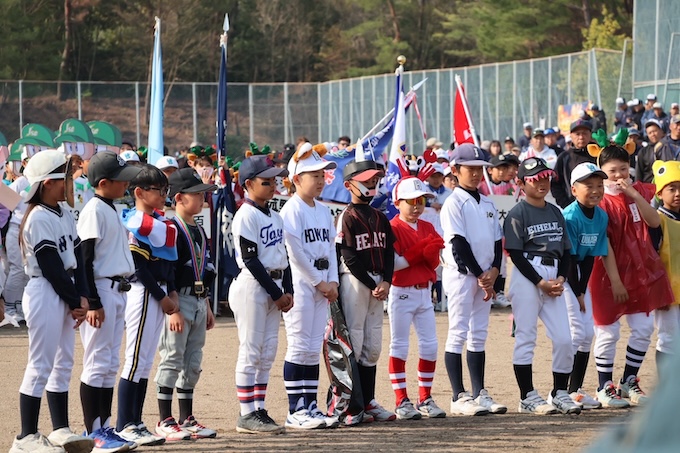 多賀グリーンカップ・開会式より=(写真・北海道選抜BEST提供)