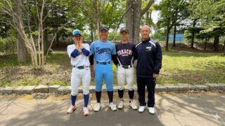 あの日、同じユニホームを着た仲間たち―― 