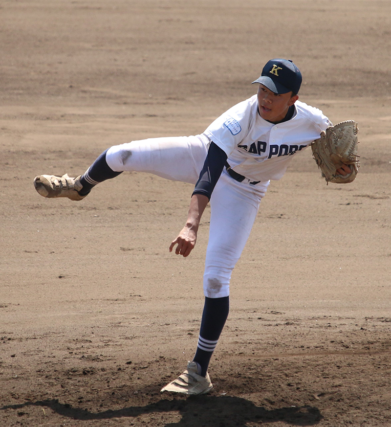 2番手でマウンドに上がっ田笠井投手（札幌北）