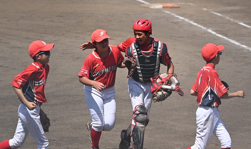 （写真・岩見沢学童野球クラブ提供）