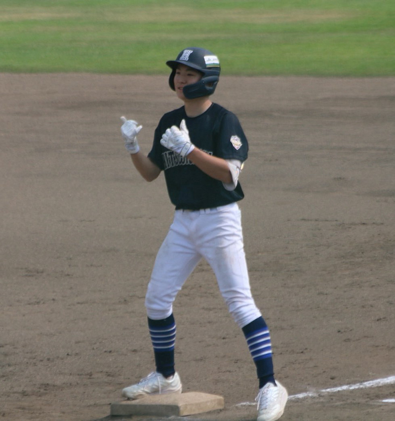 2回裏1死一、三塁、8番・田村が左前へ同点適時打を放ち、試合を振り出しに戻した。