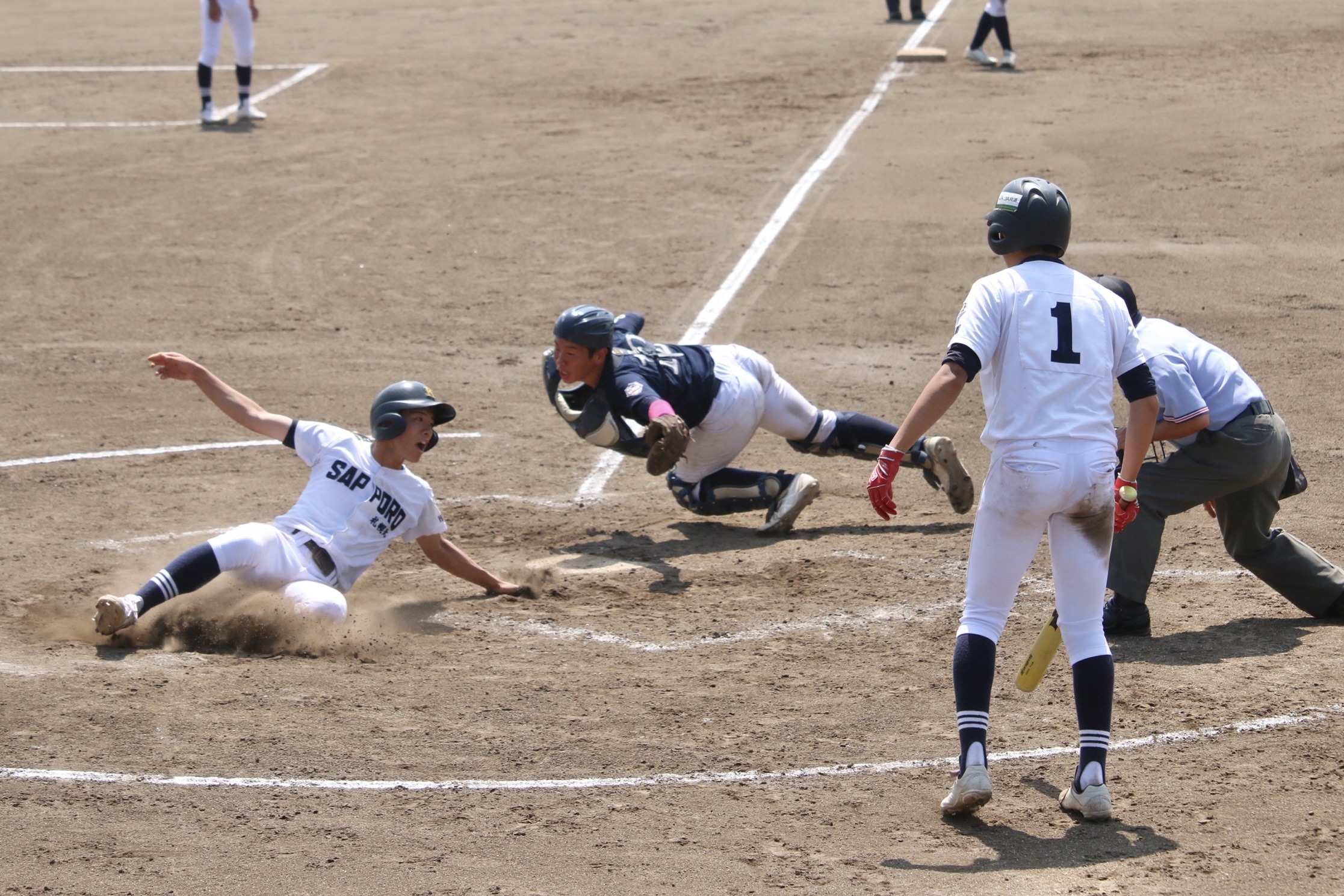 札幌北、全国制覇へ盤石発進！　投打かみ合い大分南を6-0撃破　3投手リレーで1安打完封