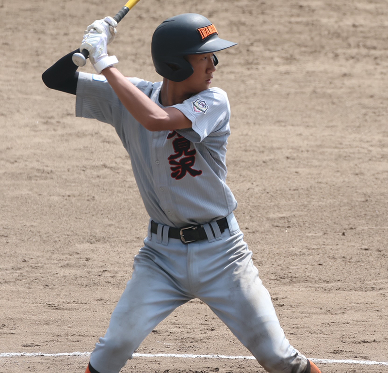 先制タイムリーを放った奥山(岩見沢)