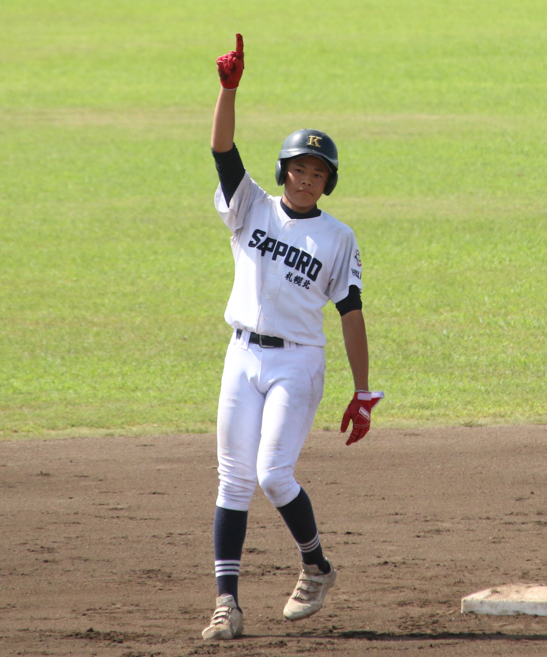 先制タイムリーを放った笠井（札幌北）
