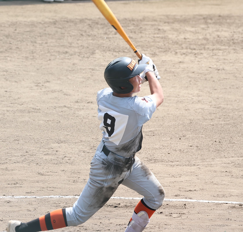決勝打を放った星野(岩見沢)
