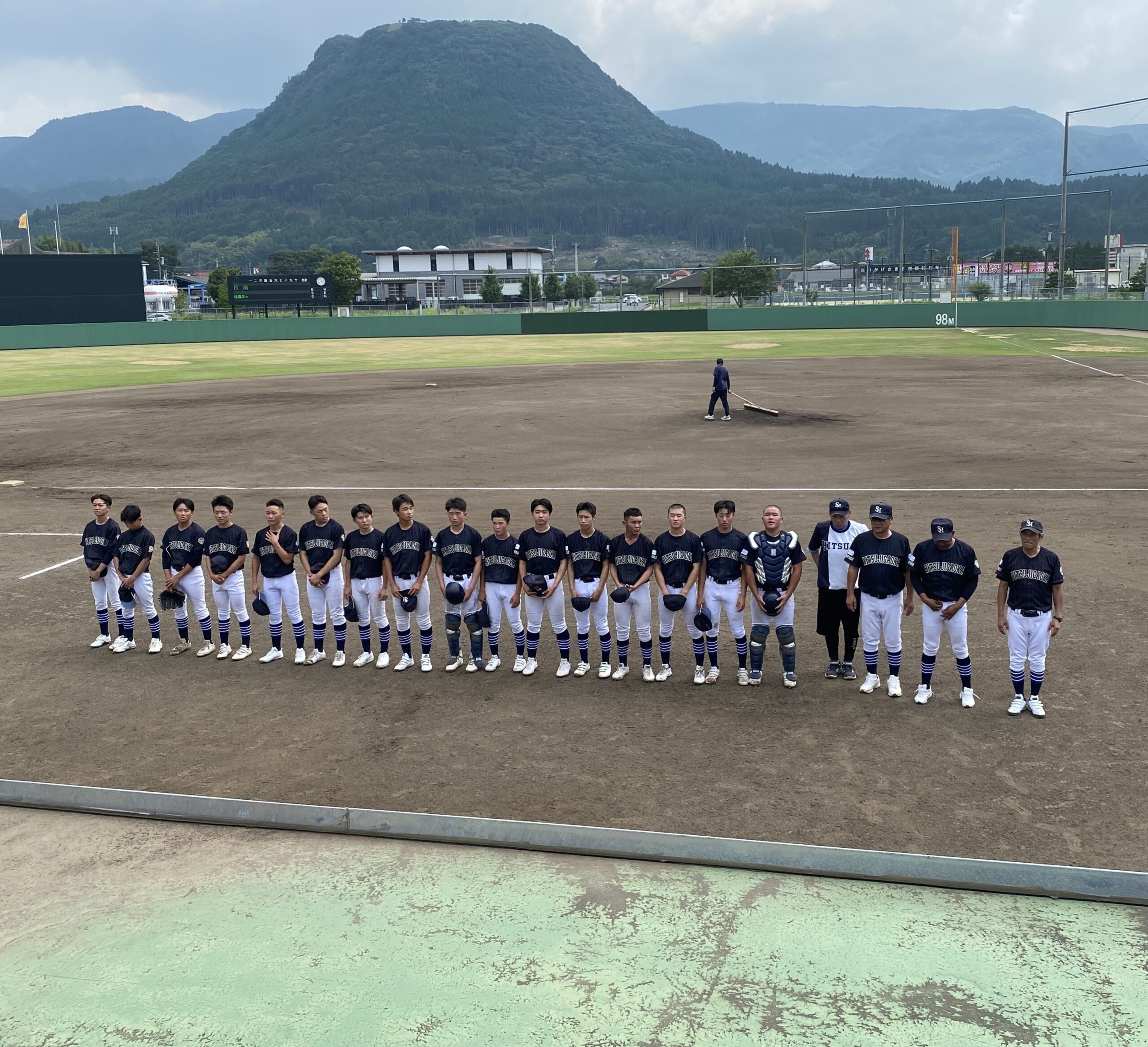 【23日速報】札幌羊ヶ丘リトルシニア、悲願の全国初勝利！　九州準V・日南を五回コールドで圧倒、8-1快勝発進