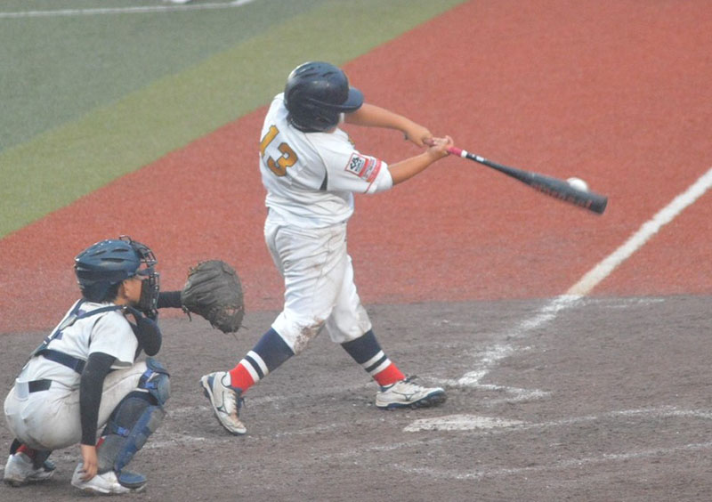 好調な打撃を見せる5年生・古谷