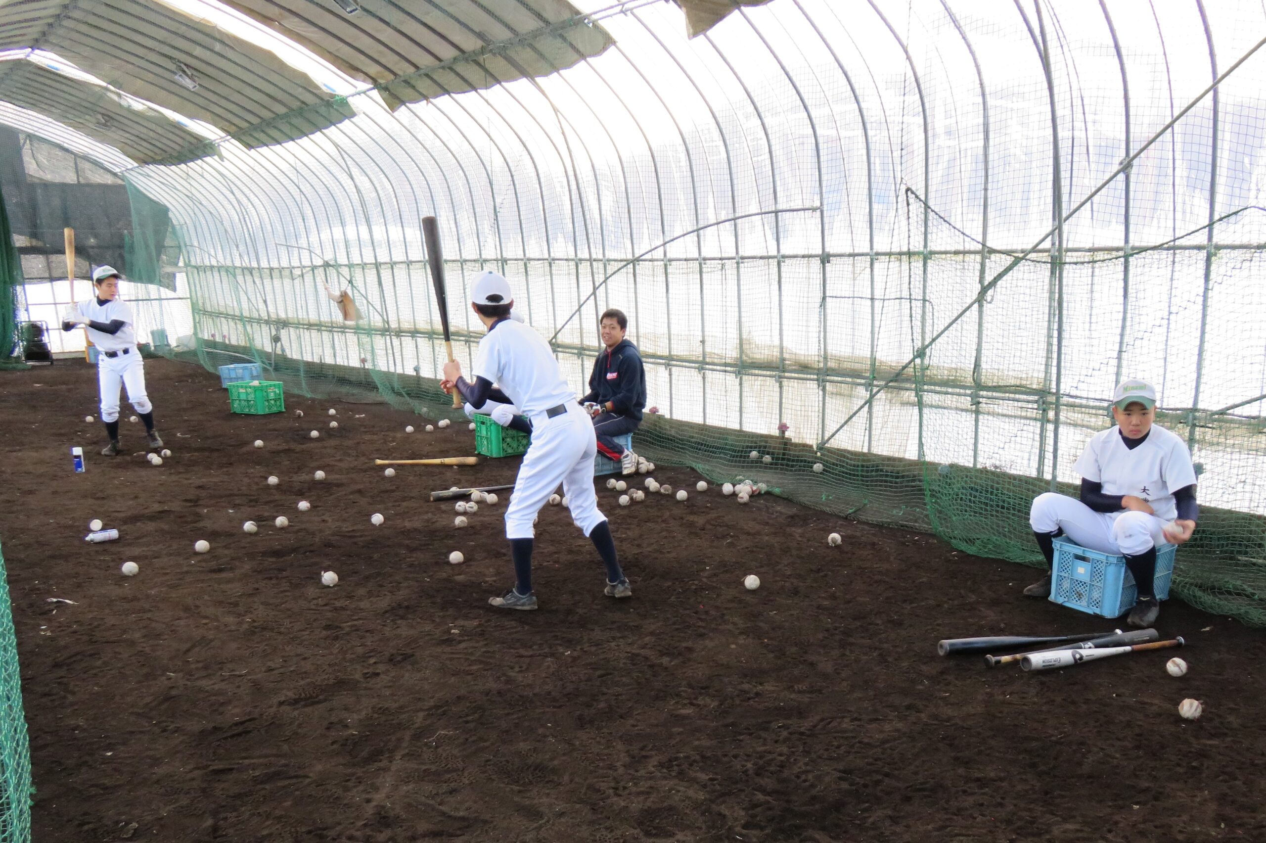 冬季練習に励む札幌南ナイン