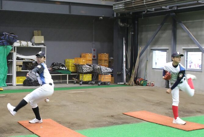 ピッチング佐藤、吉川＜2020日本ハムジュニア＞ 