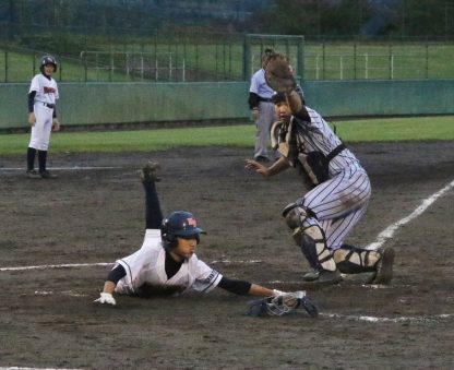 富良野西、最終回ホーム封殺で３回戦進出 
