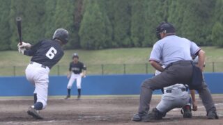 30日、札幌スタジアム＜マツダボール旗＞ 