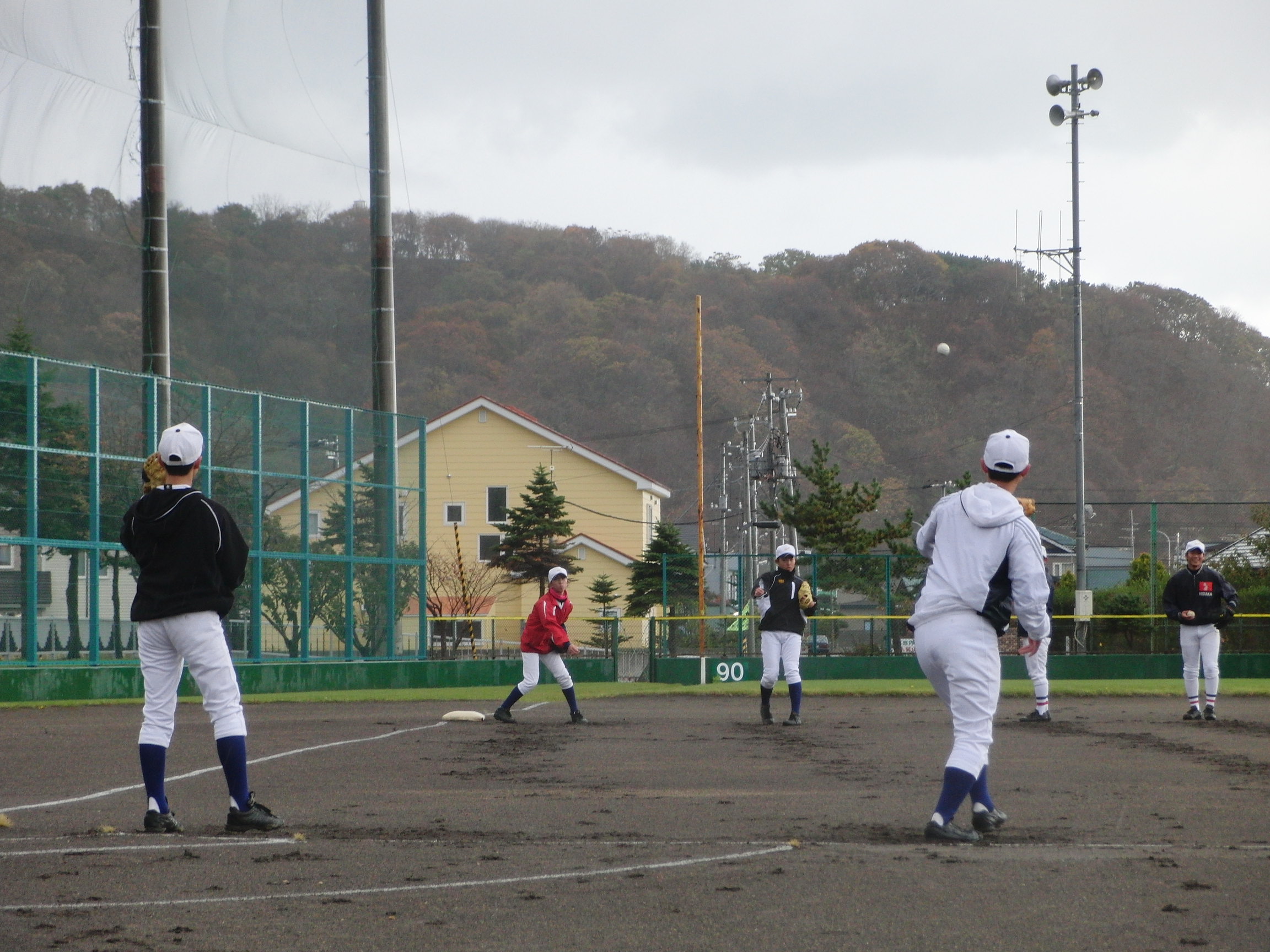 参加者でキャッチボール