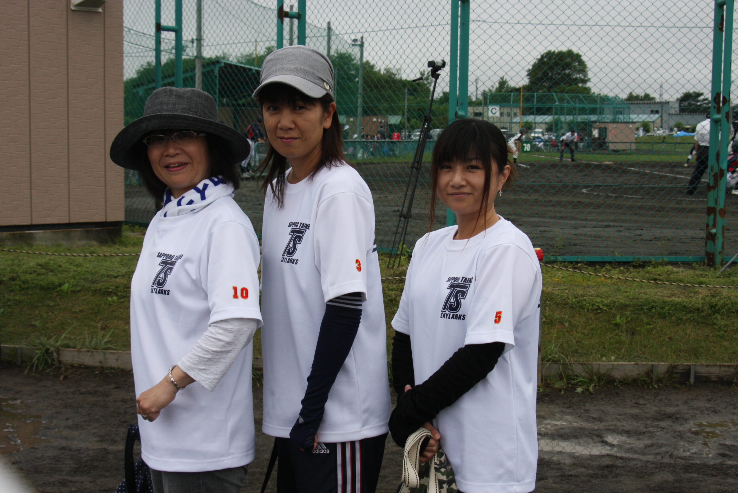 太平スカイラークス:応援Tシャツ(表)