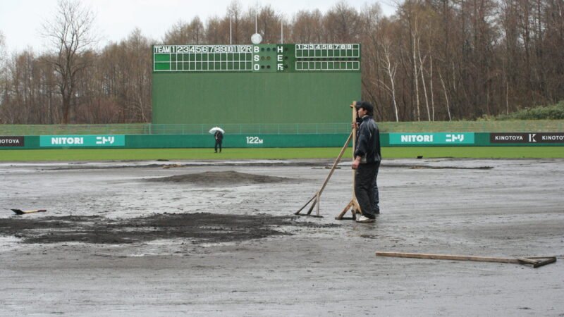 札幌スタジアム、ナイター球場に変身して再オープン 