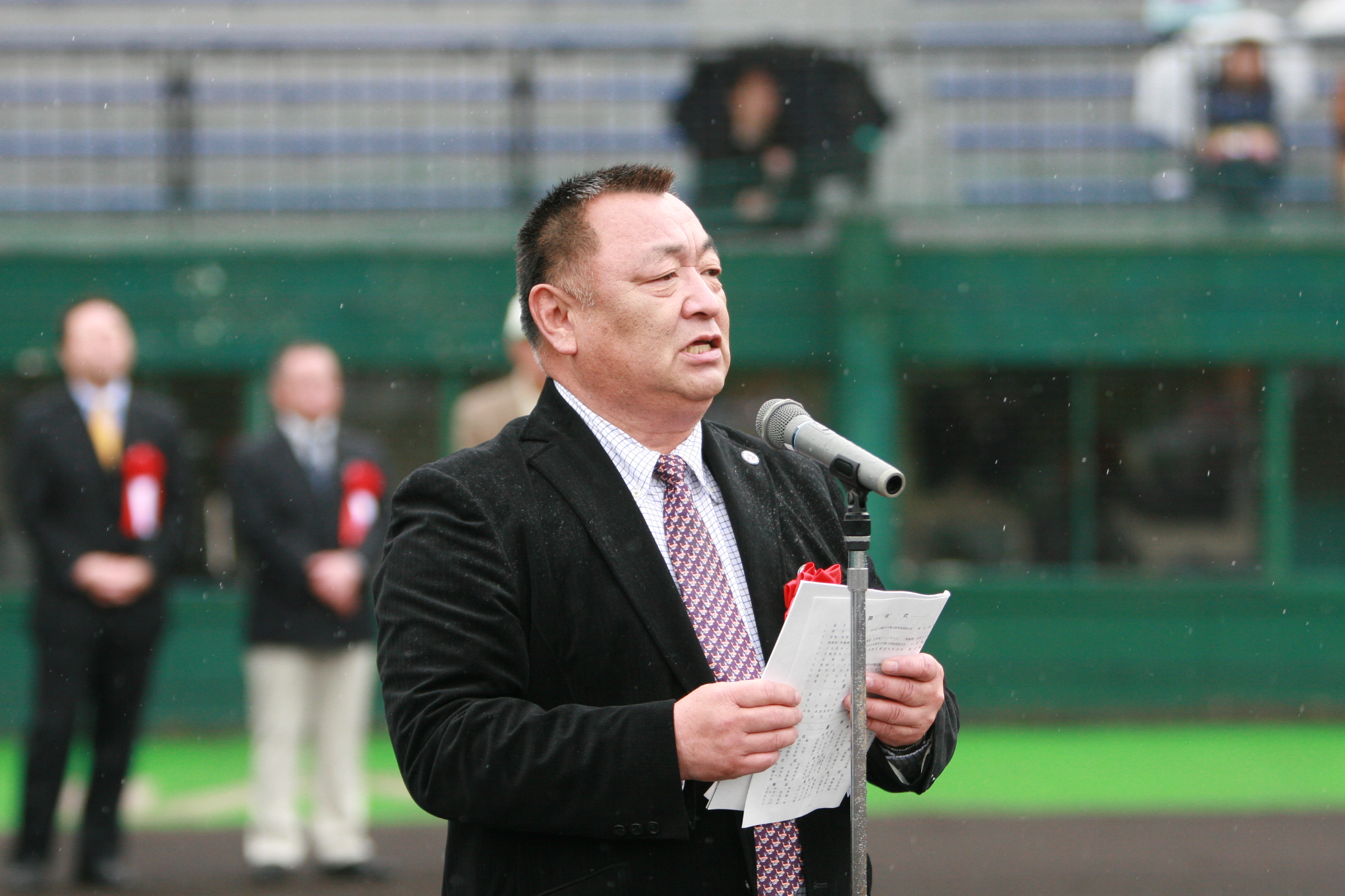 石田勝朗氏