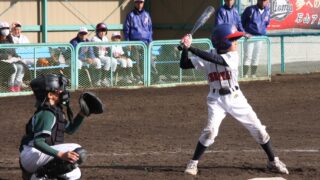 石山　壮絶な打撃戦を制し4強入り 