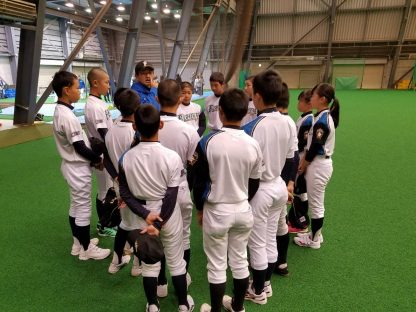 発行人、日本ハム屋内練習場出没中 