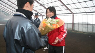 女子プロ野球に合格した山崎まり！ 