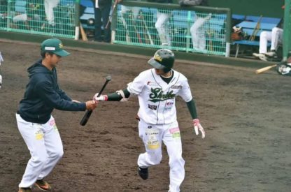 堺シュライクス・丹羽が、チーム結成第１号放つ！ 
