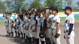 千歳シニア、乱打戦制し1勝 